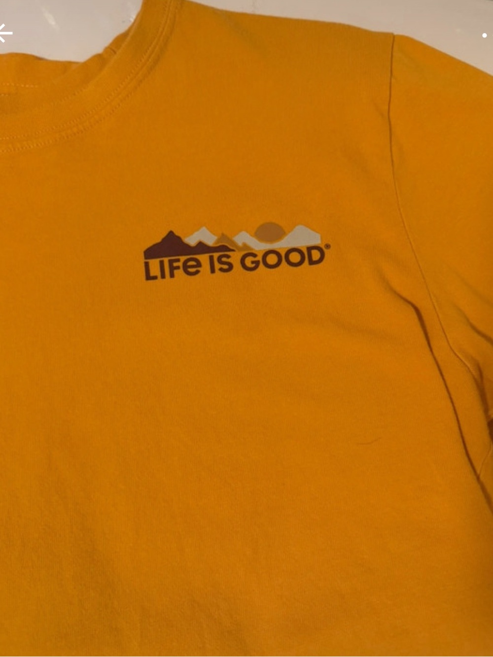 Life is Good crusher tee with landscape size small EUC - Picture 2 of 4
